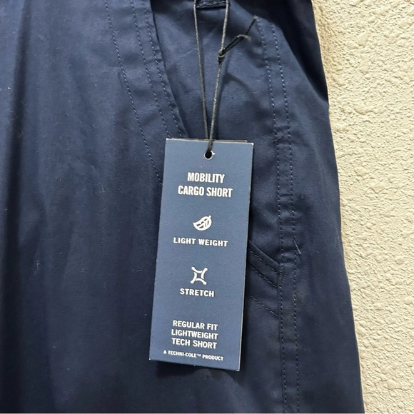 Kenneth Cole Men's Mobility Tech Cargo Navy Shorts NWT With Belt Size 46 - Picture 3 of 7